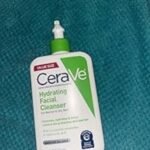 Cerave Hydrating Facial Cleanser (For Normal Dry Skin) 237ml