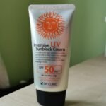 3W CLINIC INTENSIVE UV SUNBLOCK CREAM SPF50+ PA+++ – 70ML