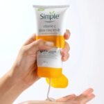 Simple Express Glow Clay Polish Facial Wash 150ml