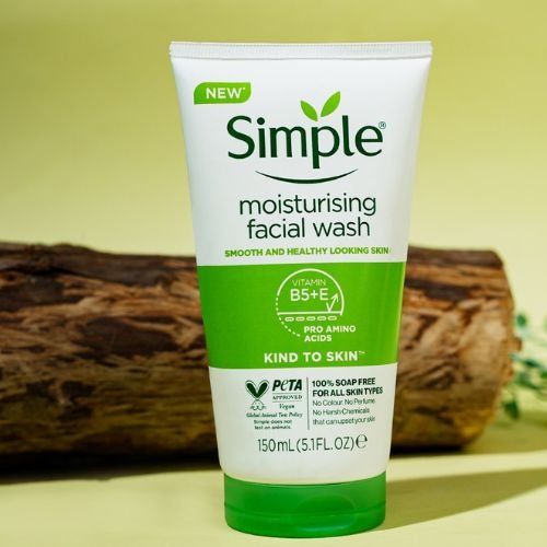 Simple Kind to Skin Moisturising Facial Wash 150ml