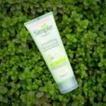 Simple Kind to Skin Smoothing Facial Scrub 75ml
