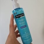 Neutrogena Hydro Boost Gelée Milk Cleanser for Hydration – 200ml