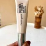 Neutrogena Rapid Tone Repair Retinol + Vitamin C Dark Spot Corrector – 29ml