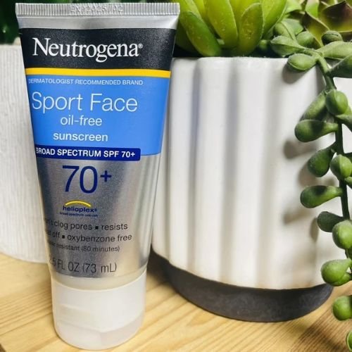 Neutrogena Sport Face Sunscreen SPF 70+ Oil-Free Facial Sunscreen Lotion (73ml)